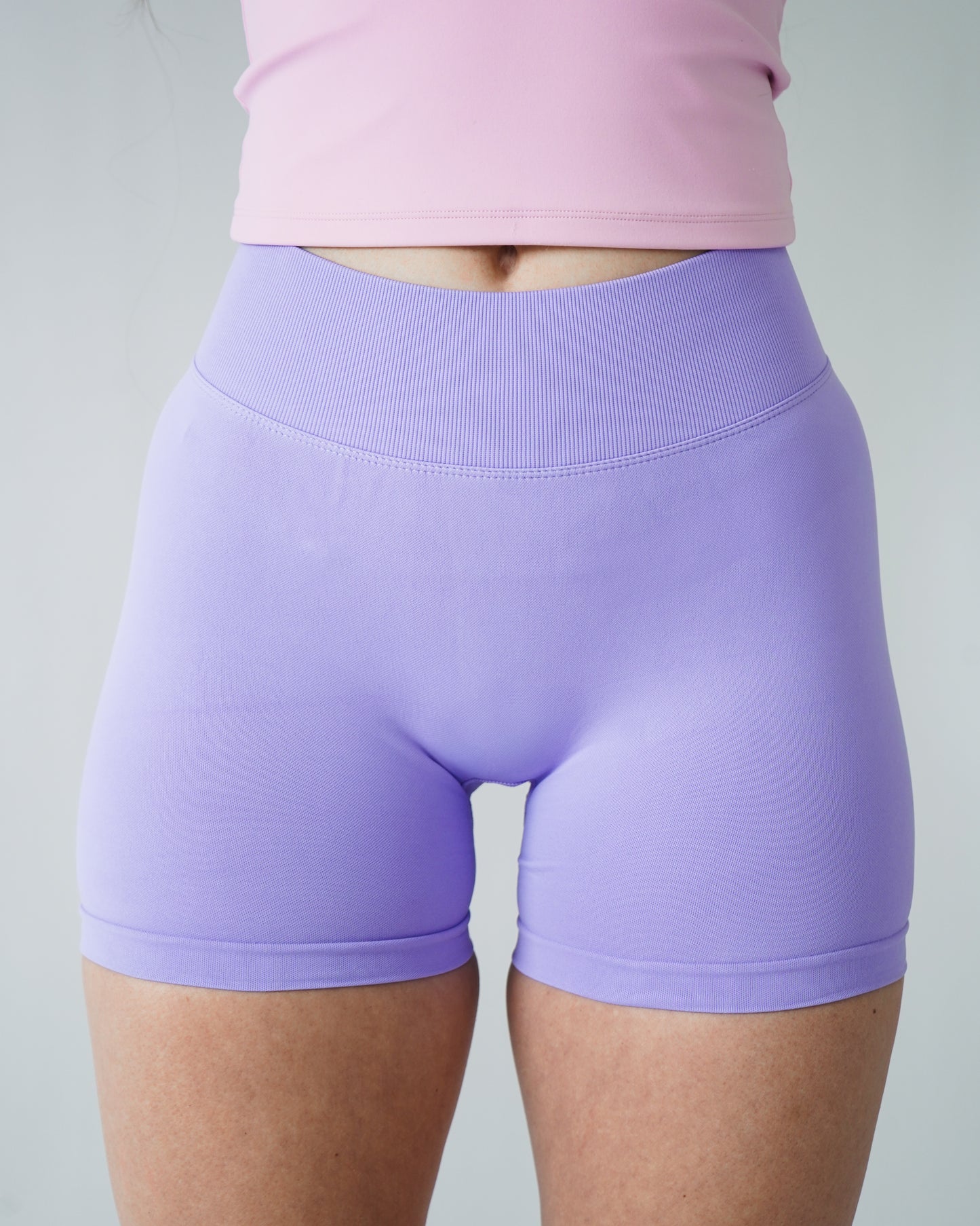 Enhance Contour Shorts 5" - Lavender