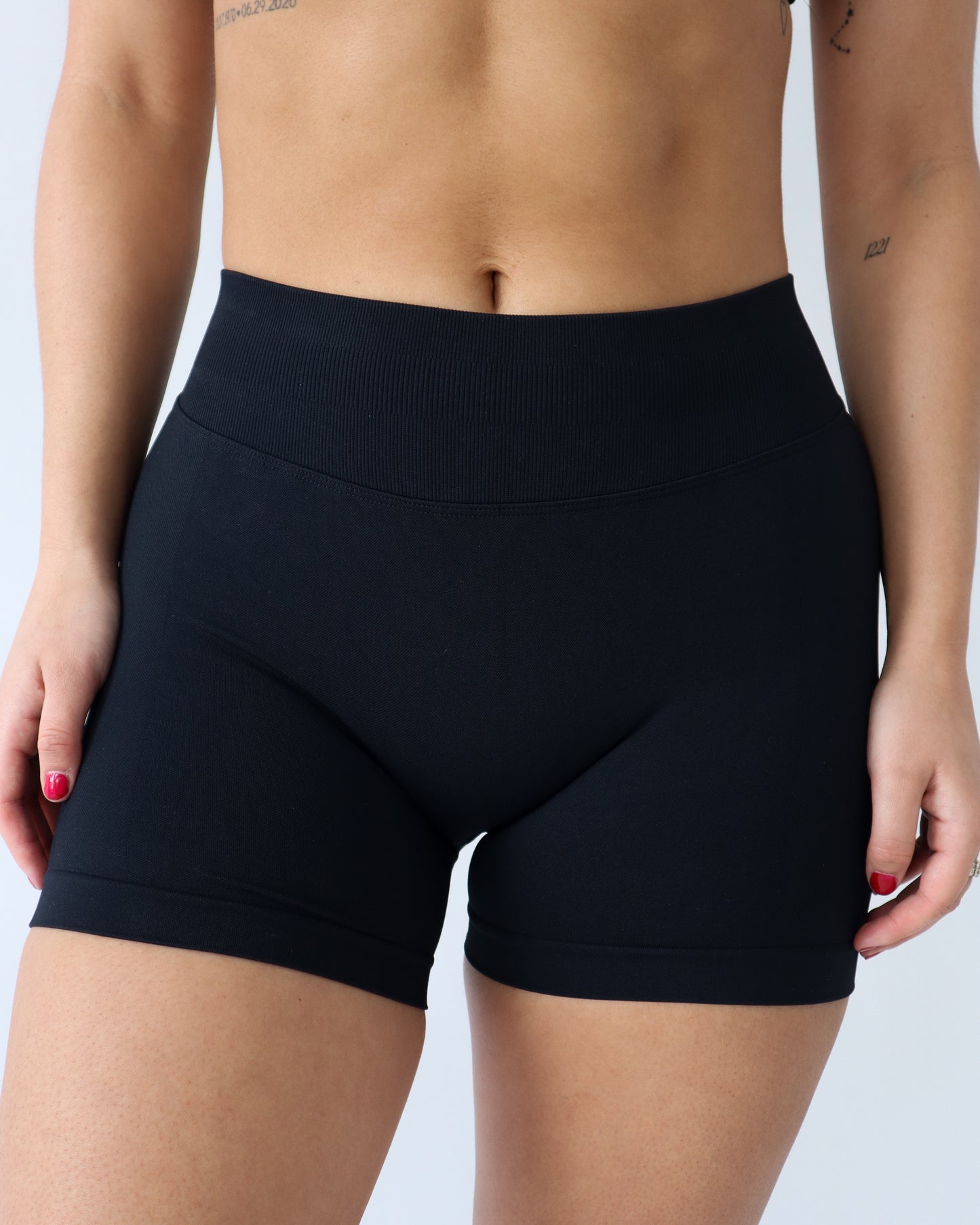 Ascend Shorts 4.5" - Black