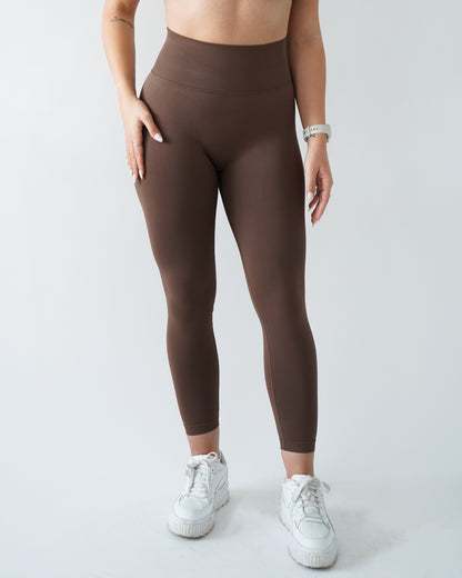 Enhance Contour Leggings 27" — Cocoa