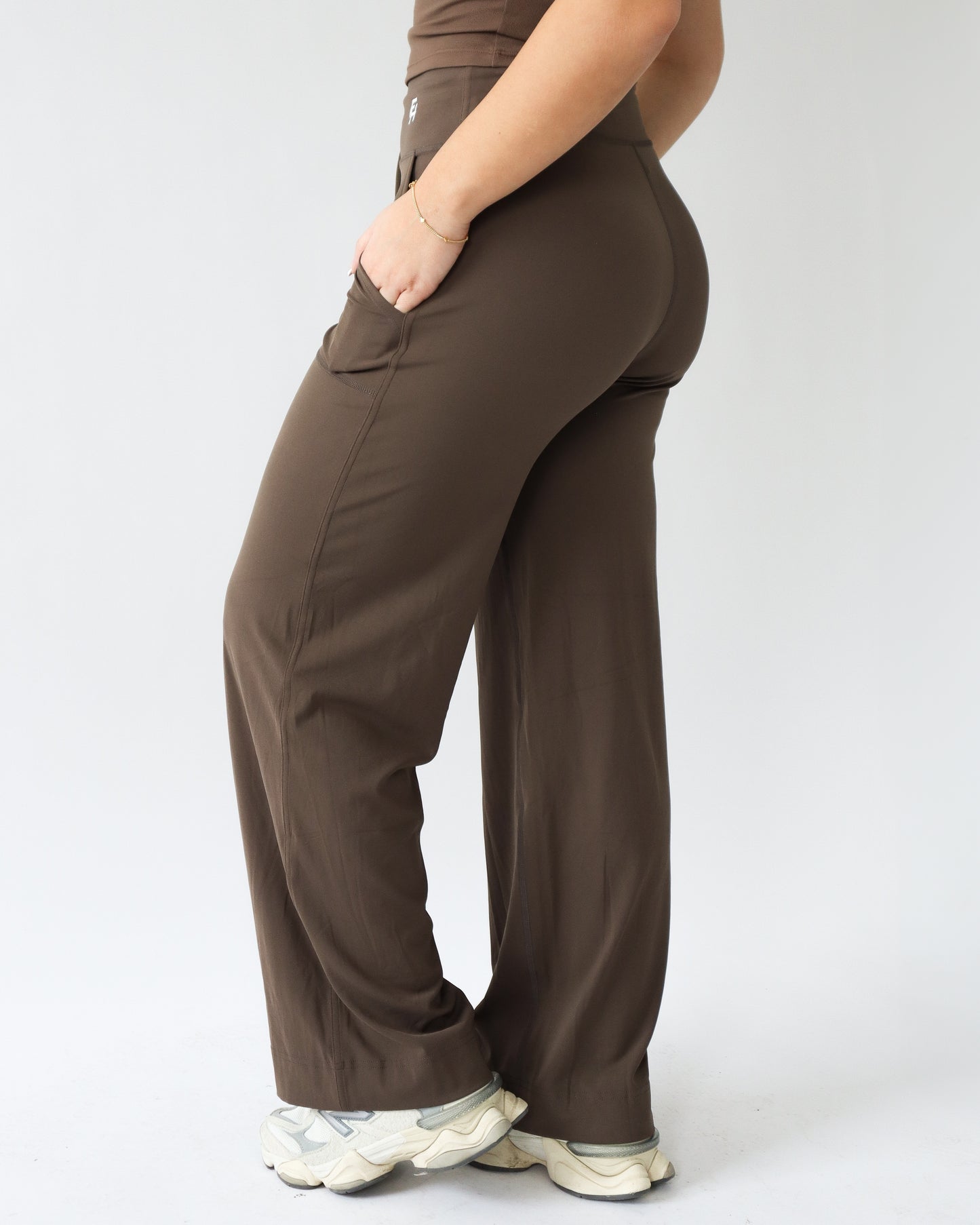 Effortless Wide-Leg Pants 30” - Espresso