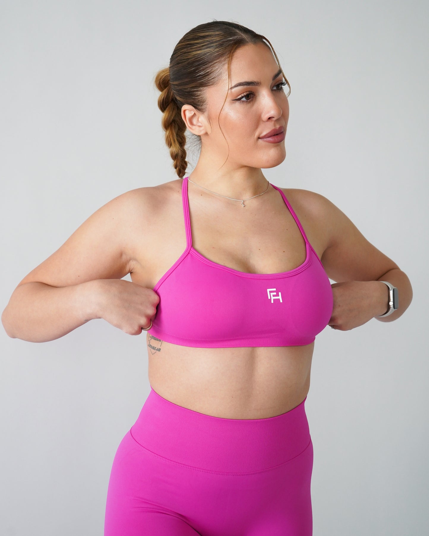 Enhance Contour Sports Bra - Magenta