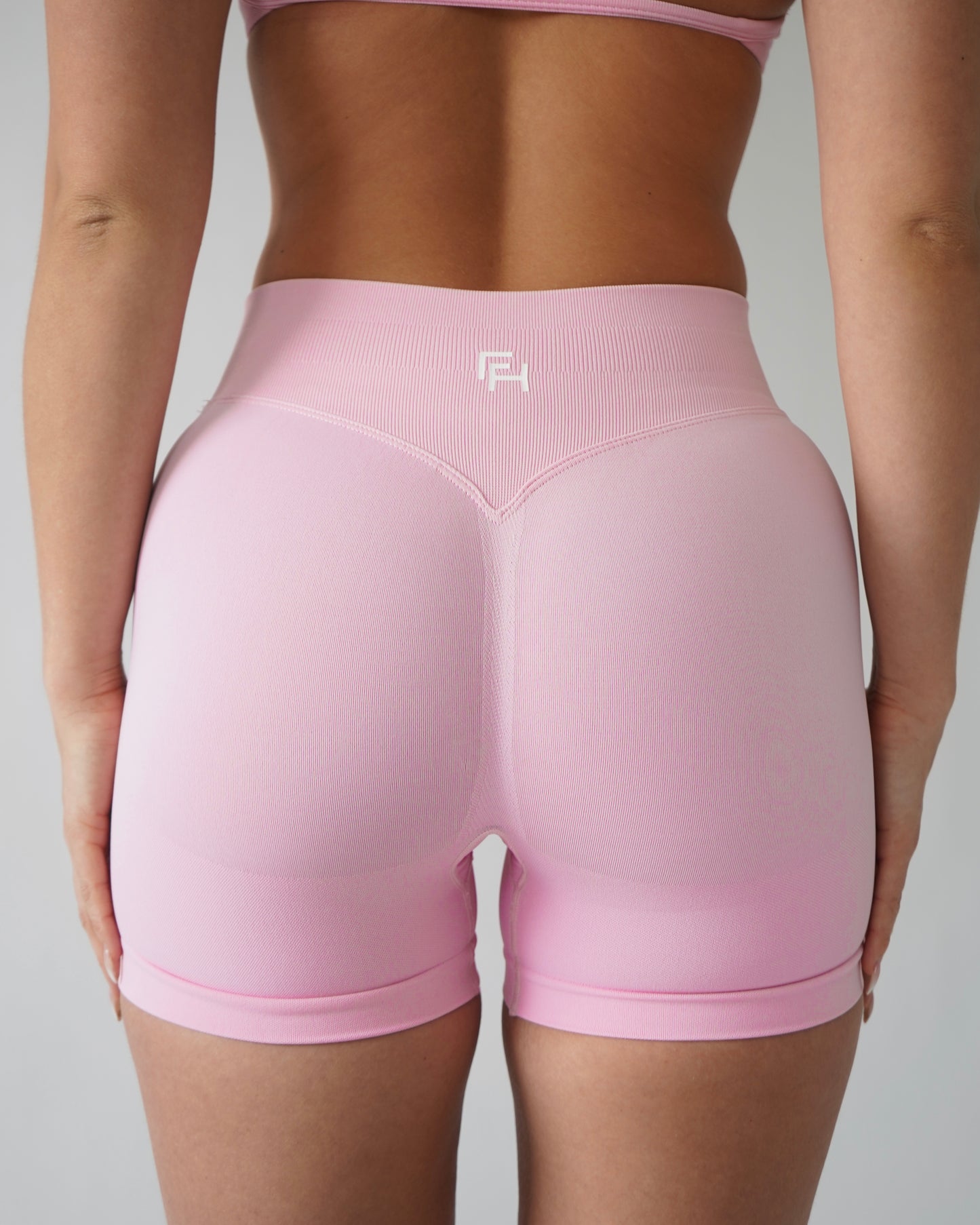 Ascend Shorts 4.5" - Blush