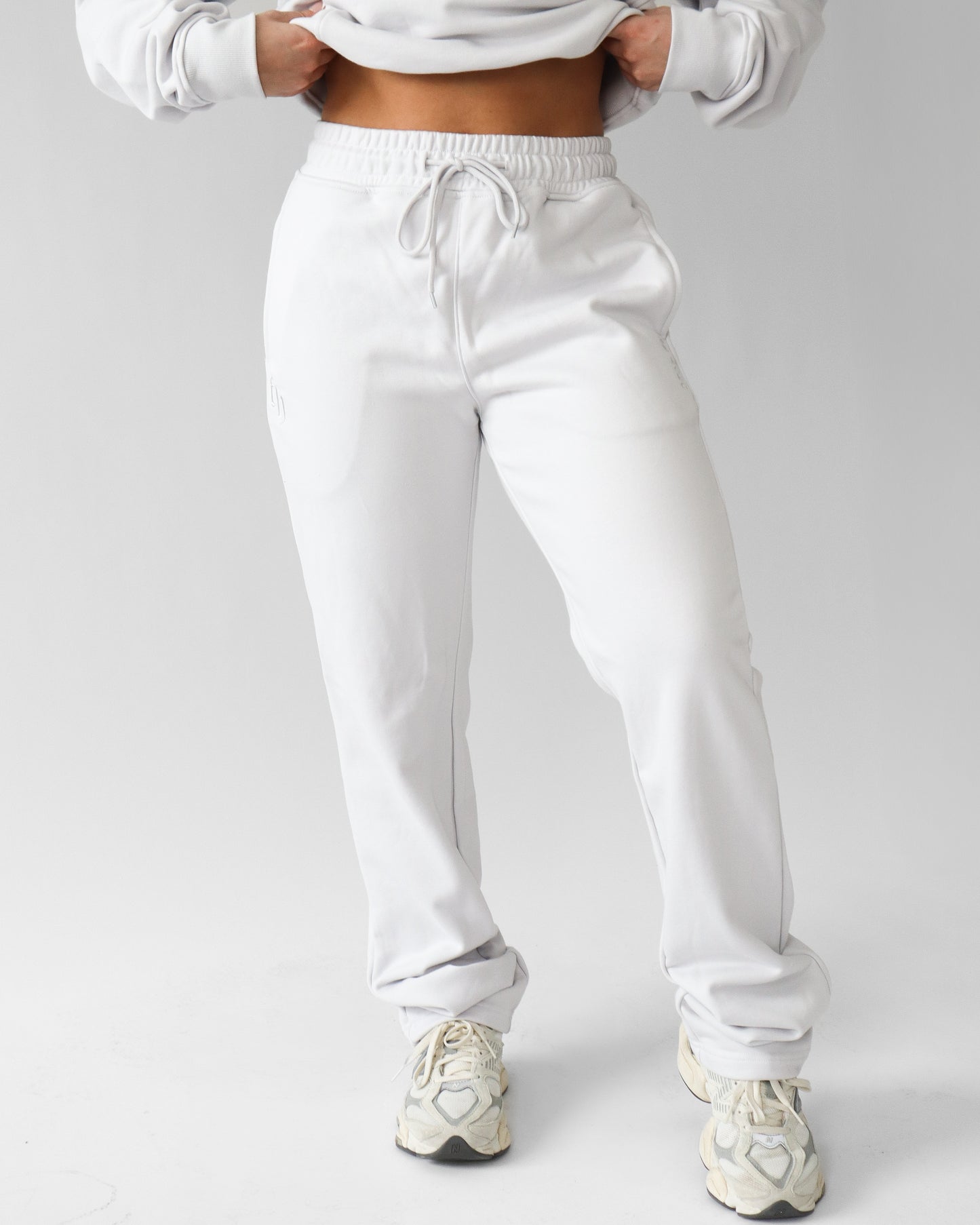 Essential Straight Leg Sweatpants - Gray