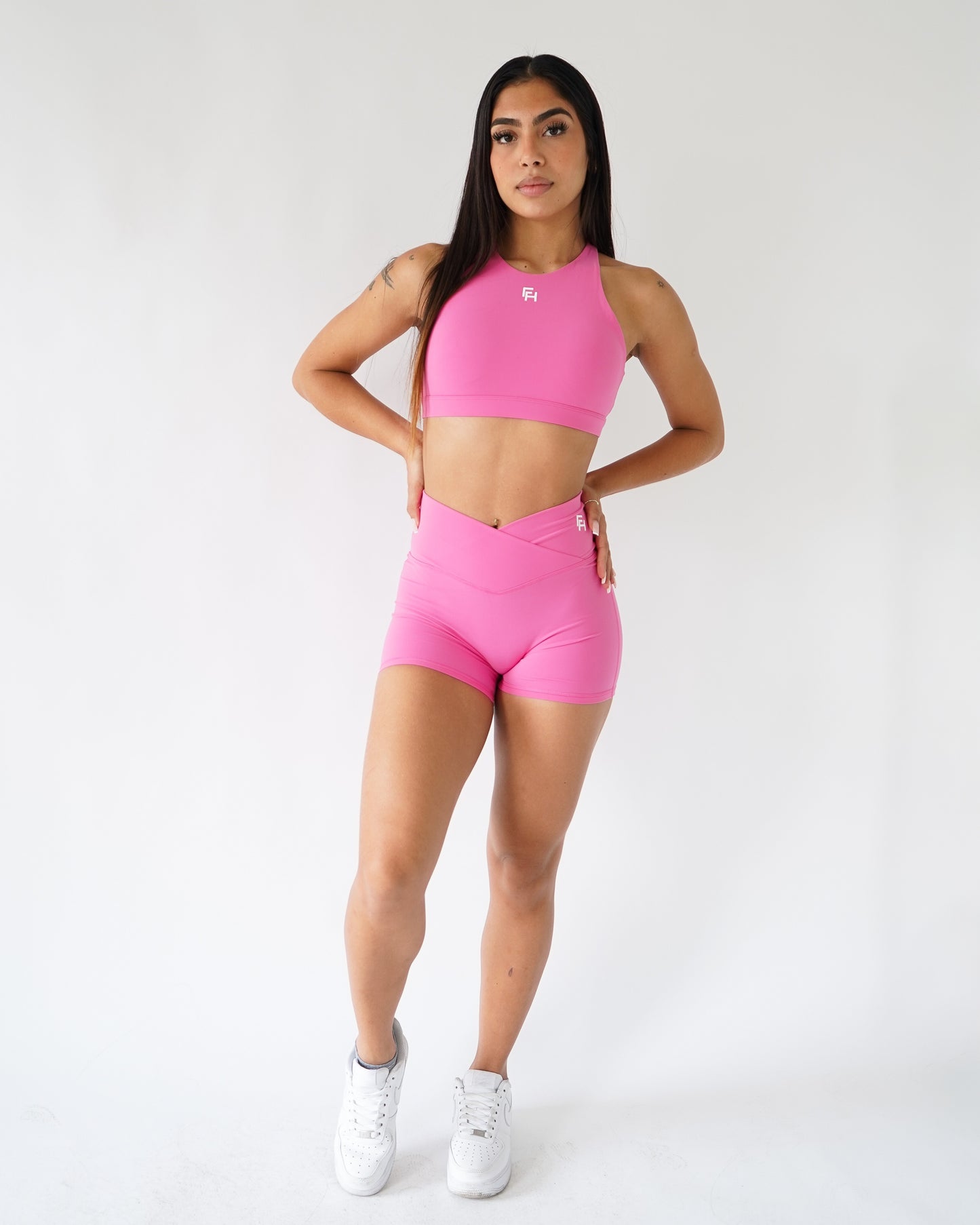 Everyday V-Waist Biker Shorts 6" - Bubblegum