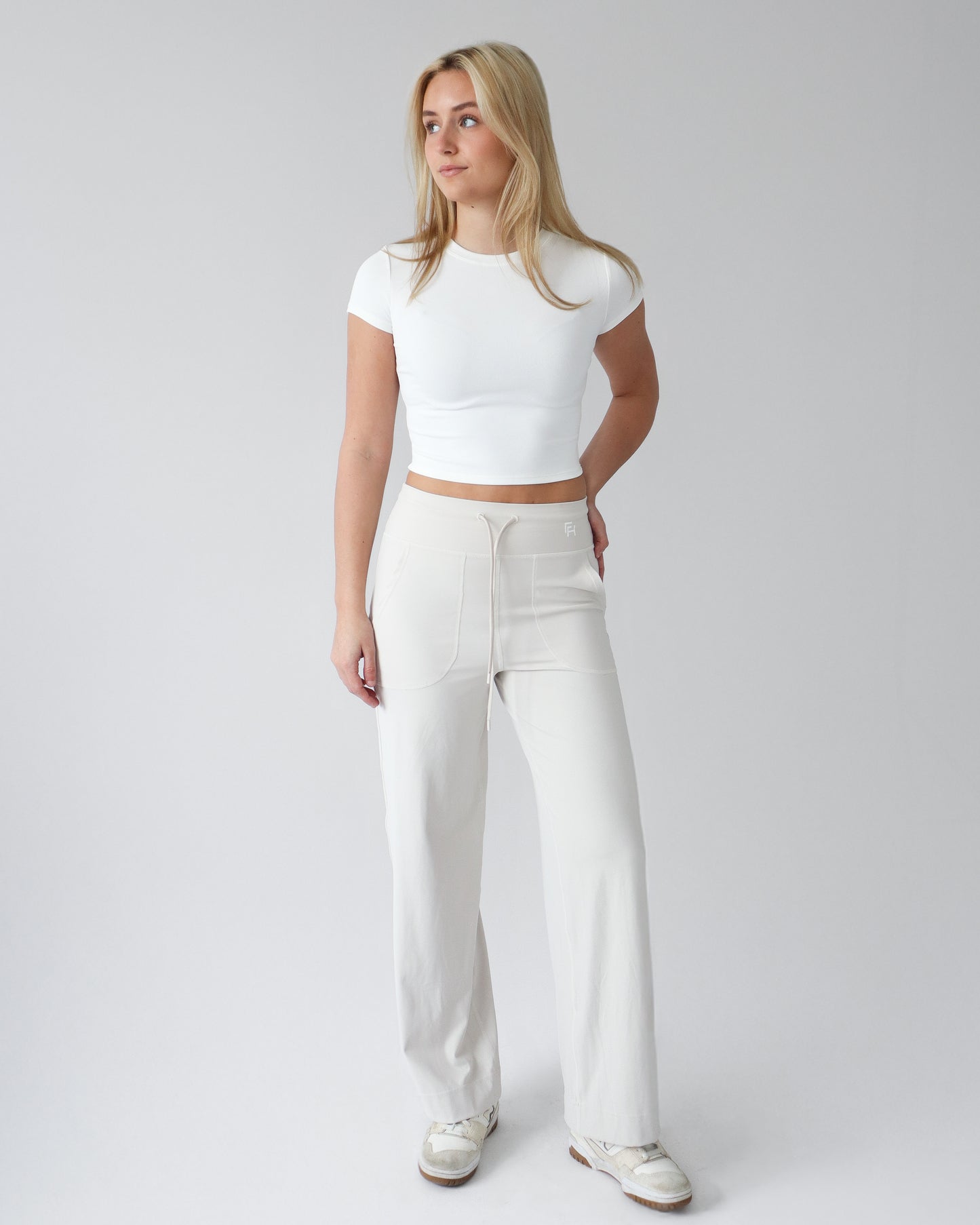 Effortless Wide-Leg Pants 30” - Cream