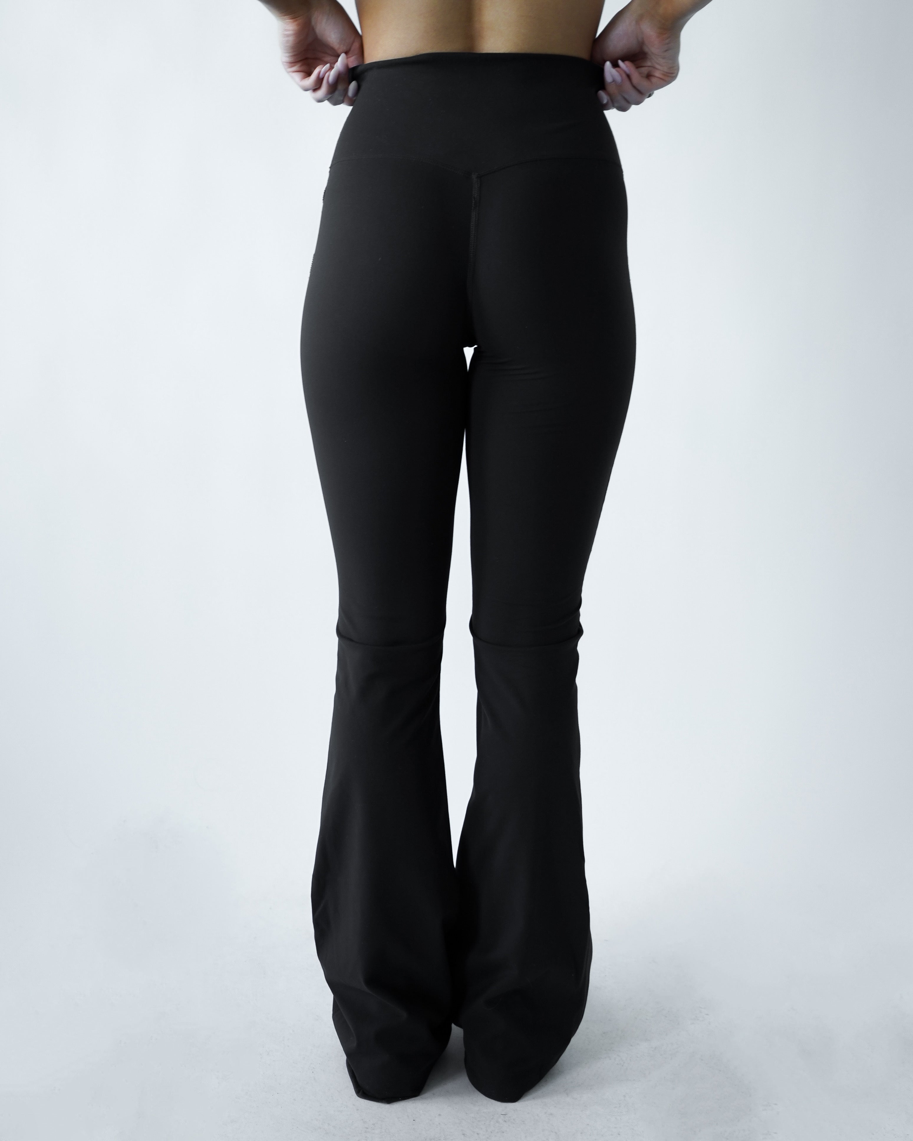 Performance Flare Leggings Black 4