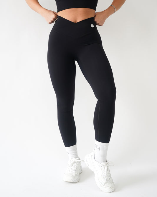 Onyx V Waist Leggings - Black