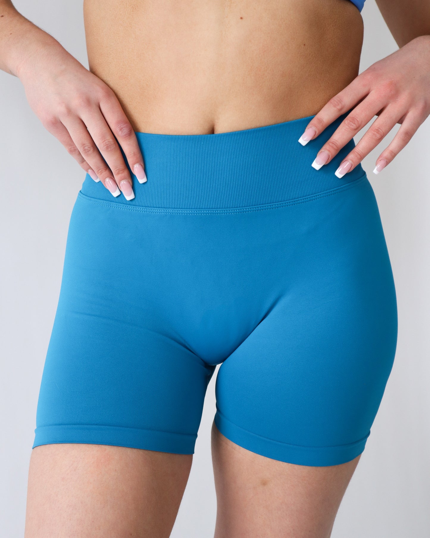 Enhance Contour Shorts 5" - Lagoon