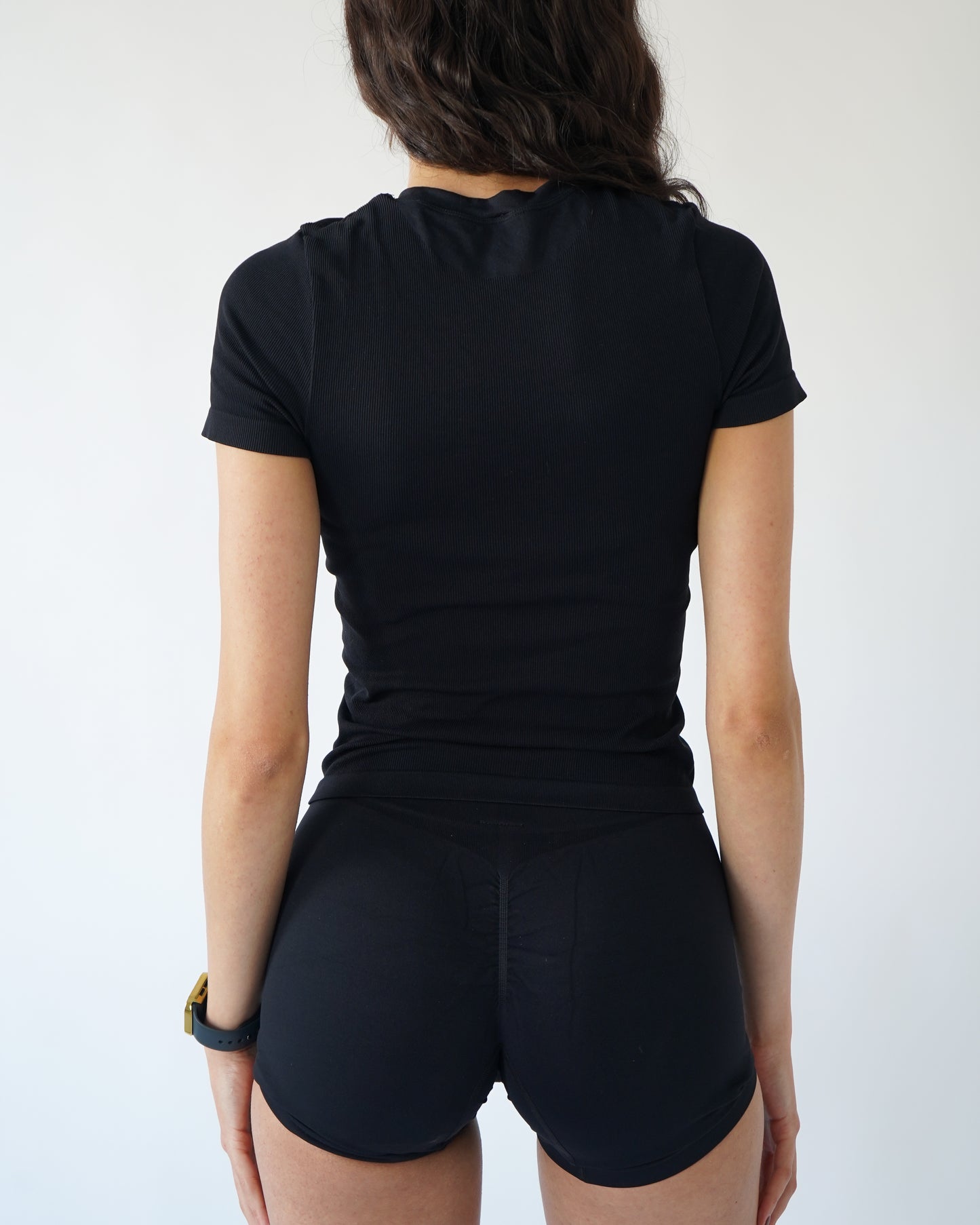 Ribbed Seamless T-Shirt- Black